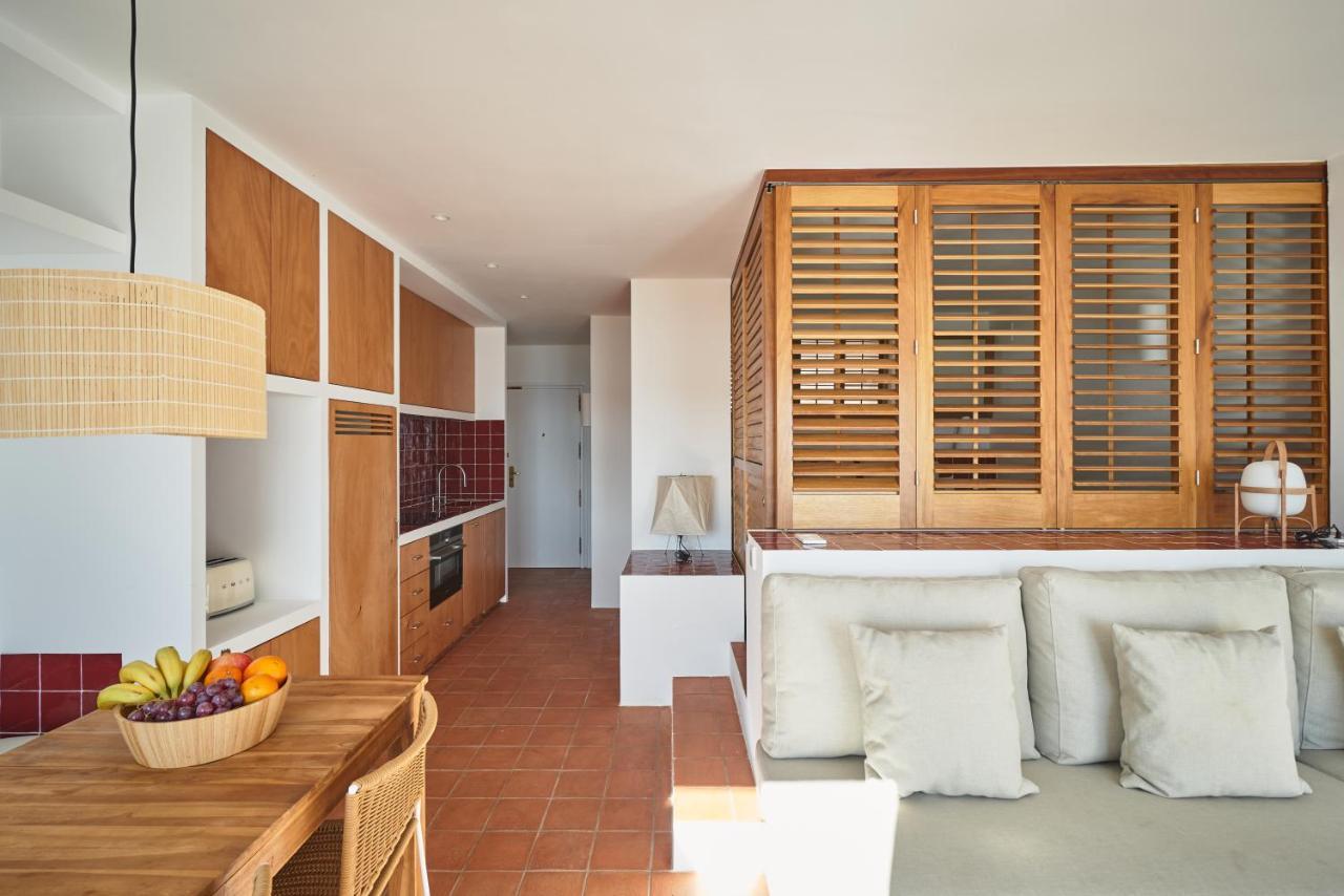 Beachfront Suite In Cadaques Center Экстерьер фото